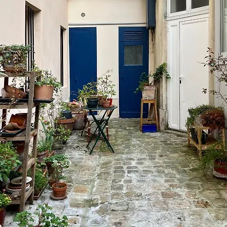 Maison De Cosy Canal Saint Martin *